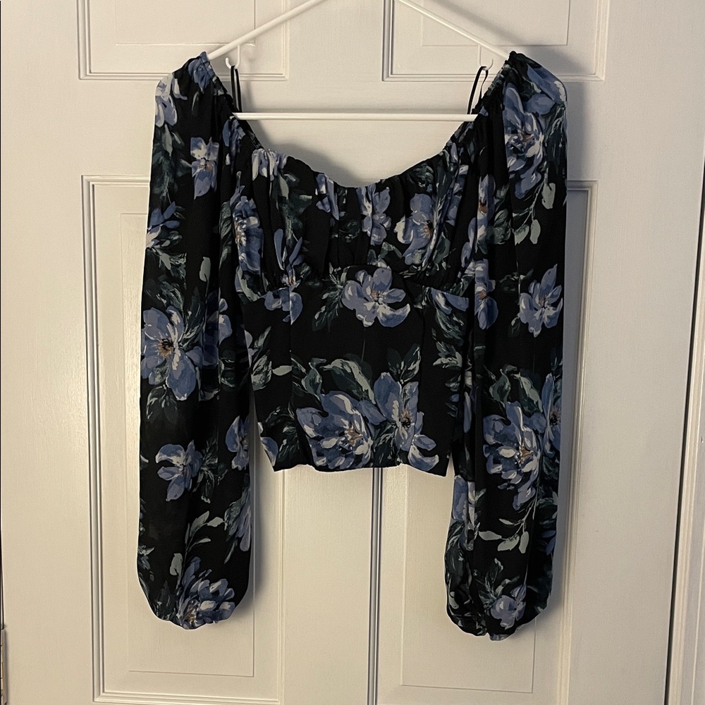 Abercrombie & Fitch Floral Off-Shoulder Blouse